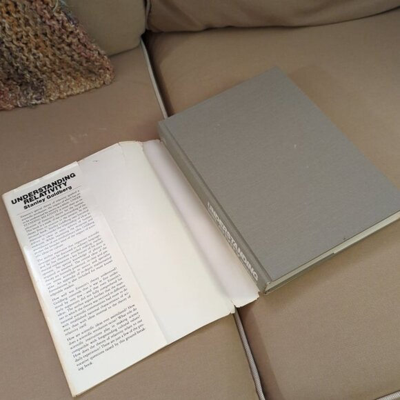 Understanding Relativity Hardcover book 1983 by Stanley Goldberg First Edition - Picture 4 of 6